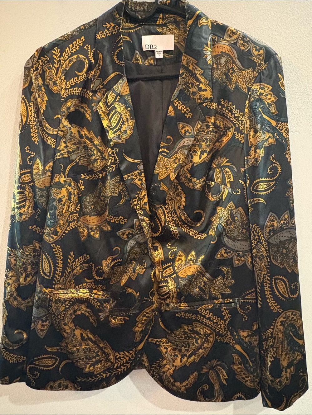 DR2 Black Satin Paisley Blazer with Gold Accents Size Small